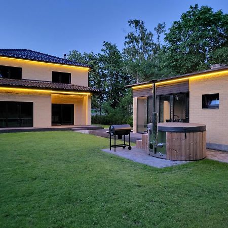 Vomikay Villa Tallinn Eksteriør billede